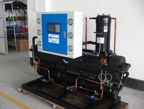 工業螺桿式冷水機的使用要求